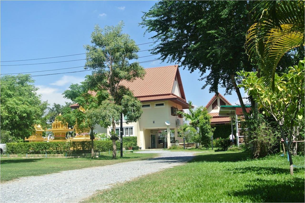 Thararin Villa Ban Doem Bang المظهر الخارجي الصورة
