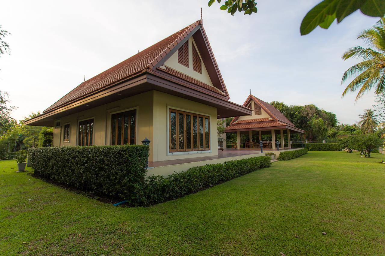 Thararin Villa Ban Doem Bang المظهر الخارجي الصورة
