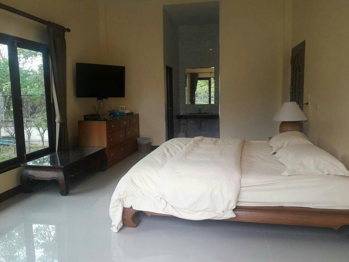Thararin Villa Ban Doem Bang المظهر الخارجي الصورة